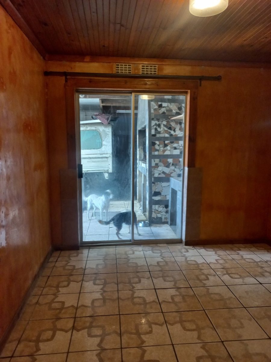 2 Bedroom Property for Sale in Elsies River Western Cape